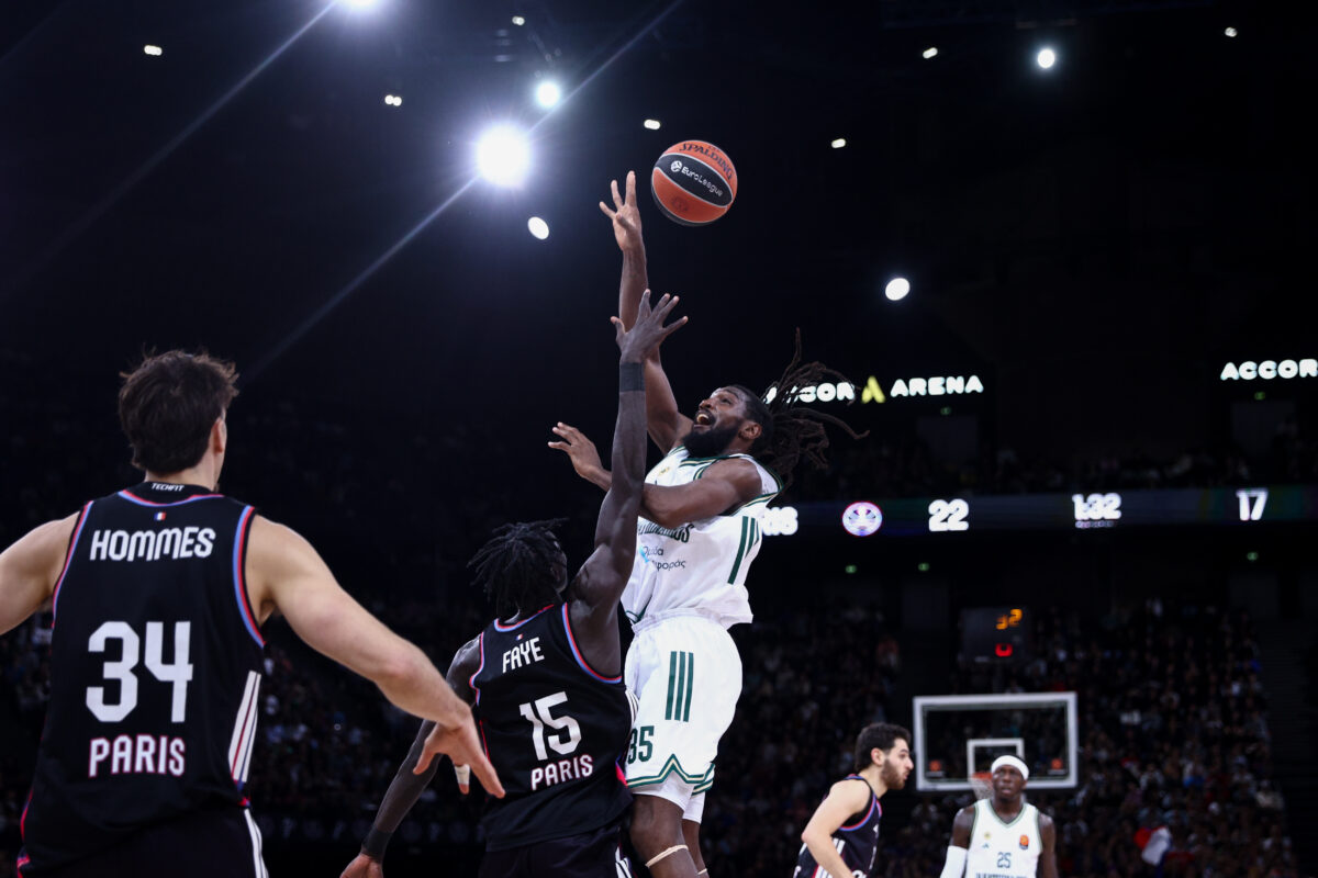 Κένεθ Φαρίντ