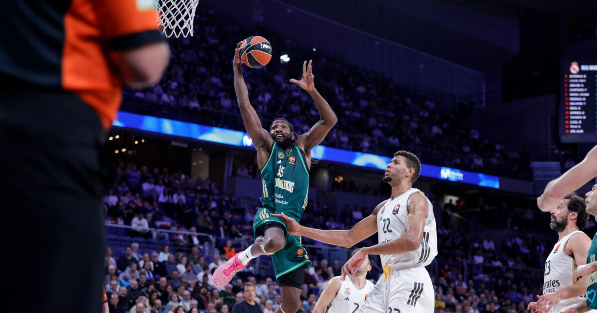 Faried slotted over Tavares after a superb pass from Sluka in the run of play