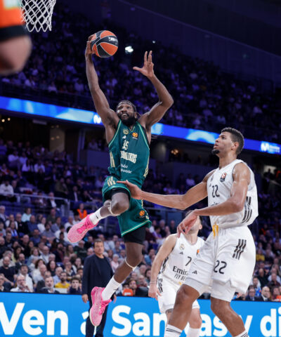 Κένεθ Φαρίντ