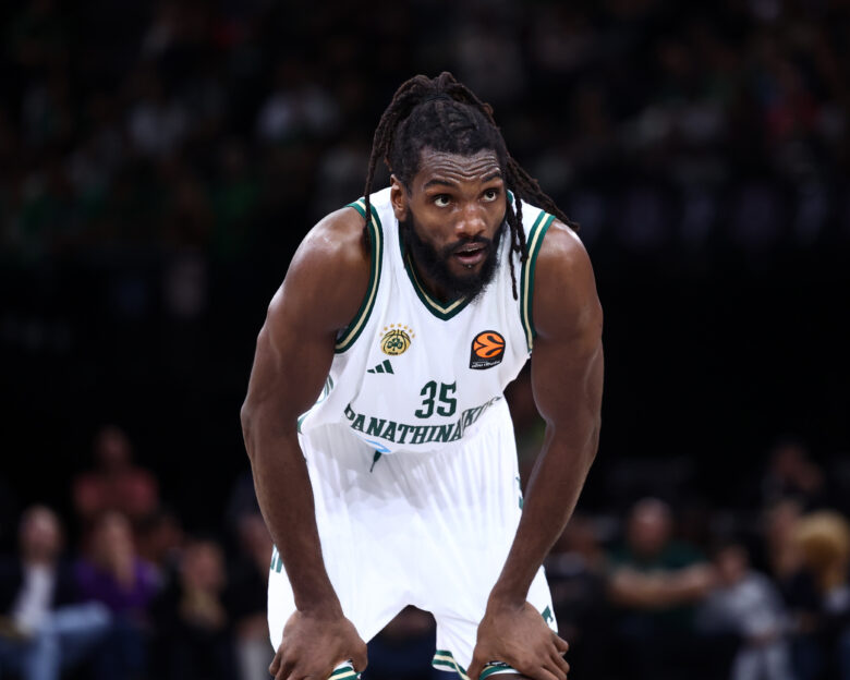 Παρί – Παναθηναϊκός ανάλυση: Το σόου του Κένεθ Φαρίντ, ο άχαστος Ντίνος Μήτογλου και το κομπιούτερ Κέντρικ Ναν