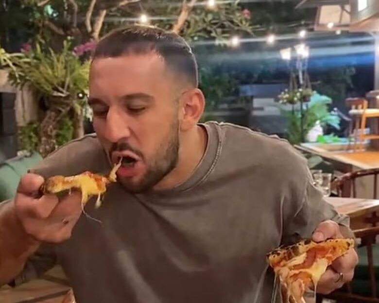 Πέθανε στον ύπνο του 30χρονος Ρώσος γυμναστής μετά από ακραίο διατροφικό challenge με υπερκατανάλωση junk food