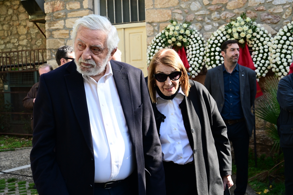 Κηδεία Αλέκου Φλαμπουράρη