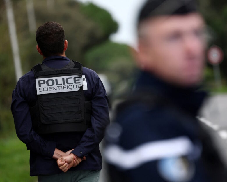 Γαλλία: Αμερικανός που δικάζεται για διπλή δολοφονία ισχυρίζεται ότι όλος ο κόσμος συνωμότησε εναντίον του