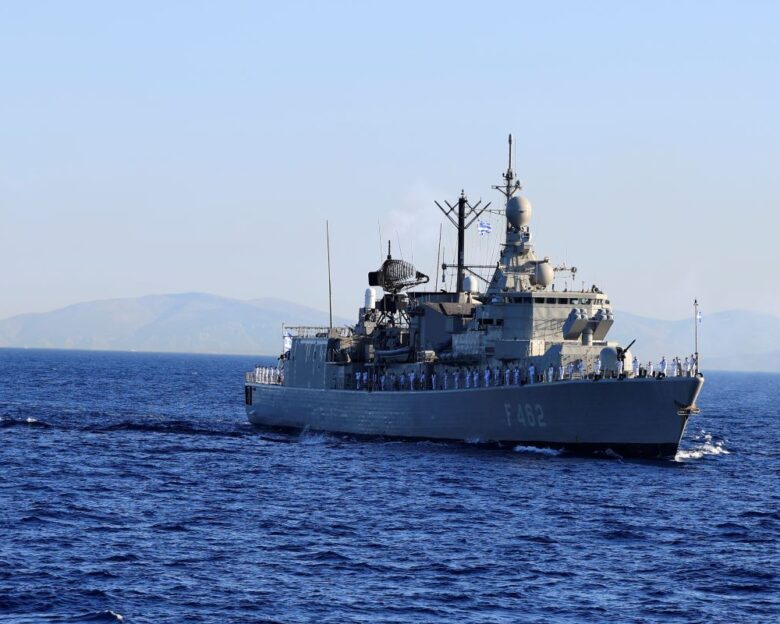 Η φρεγάτα «ΣΠΕΤΣΑΙ» αφήνει την Ερυθρά Θάλασσα και επιστρέφει στην Ελλάδα με βλάβη στον άξονα