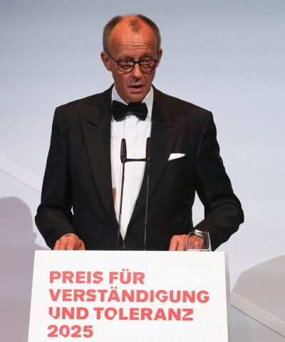 Φρίντριχ Μερτς