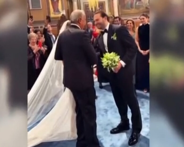 Δημήτρης Αβραμόπουλος: Εικόνες από τον γάμο του γιου του στη Μητρόπολη Αθηνών – Γλέντι μέχρι πρωίας