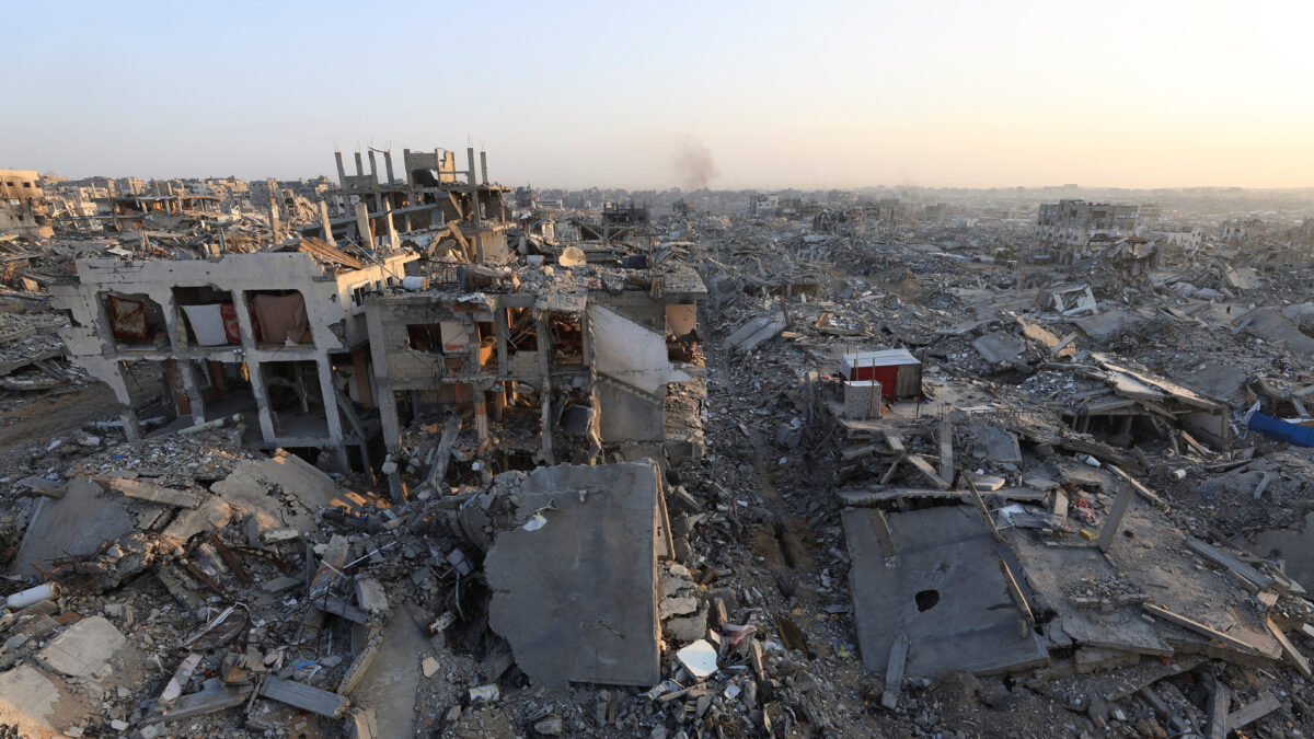 Κατεστραμμένα κτίρια στη Γάζα