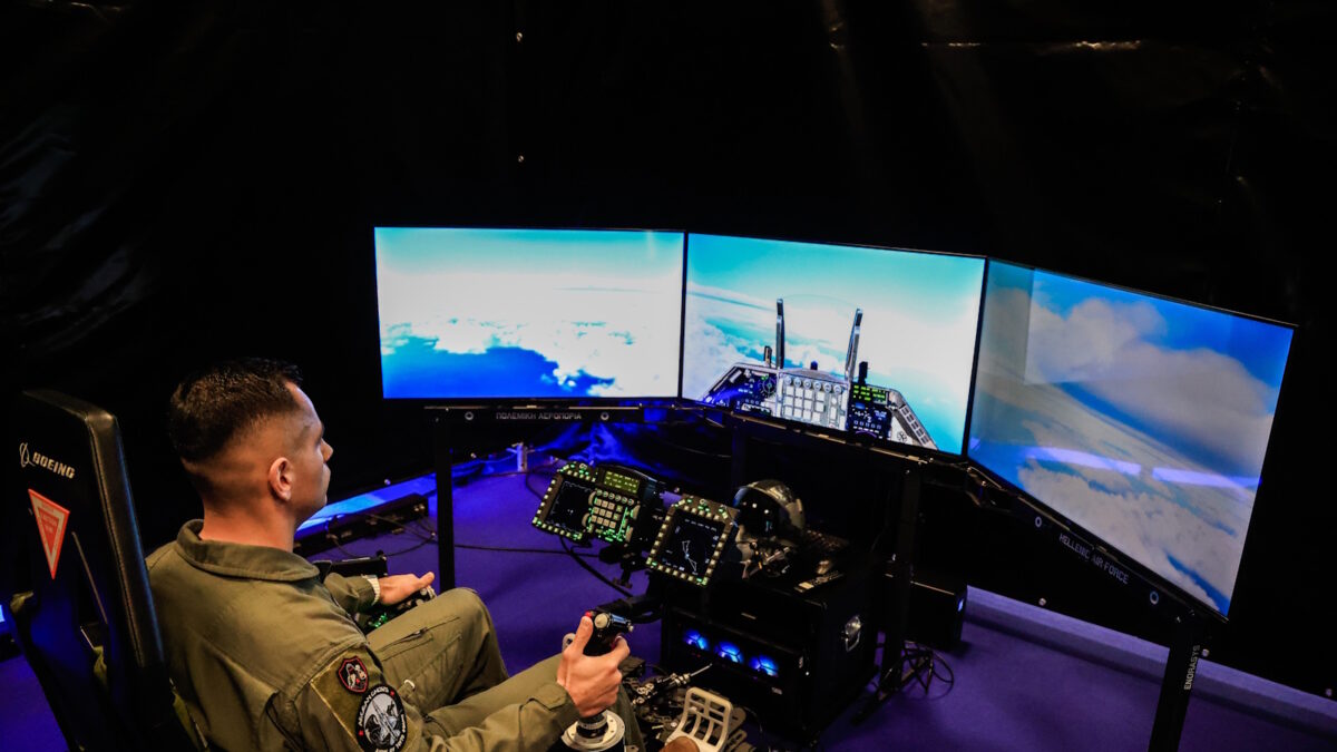 Προσομοιωτής μαχητικού αεροσκάφους F-16