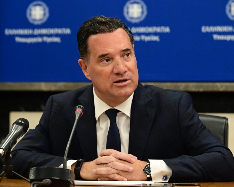 Γεωργιάδης: Η μόνη ορθή πράξη του Τσίπρα ήταν η κωλοτούμπα στο δημοψήφισμα – Τότε είχα στείλει την οικογένειά μου στην Αμερική