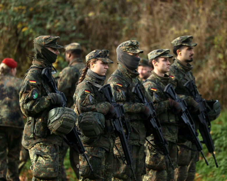Γερμανία: Παραμένει το μοντέλο στρατιωτικής θητείας σε εθελοντική βάση – Θα γίνεται υποχρεωτική αν λείπει προσωπικό