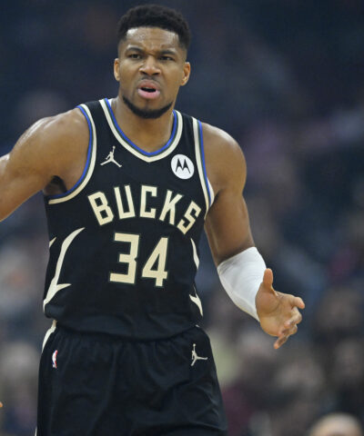 Ο Γιάννης Αντετοκούνμπο