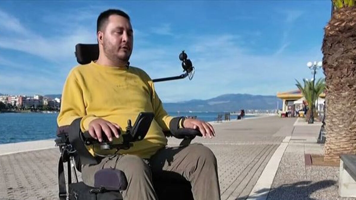 Γιάννης Δαμιανός