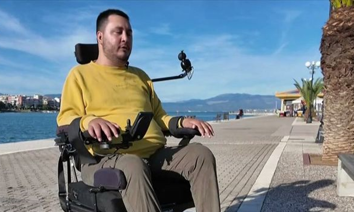 Γιάννης Δαμιανός