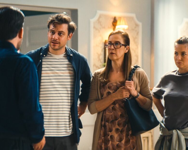 Γιατί ρε πατέρα – επόμενο επεισόδιο: Ένας απρόσμενος θάνατος δίνει οριστικό τέλος στην περιπέτεια των ηρώων