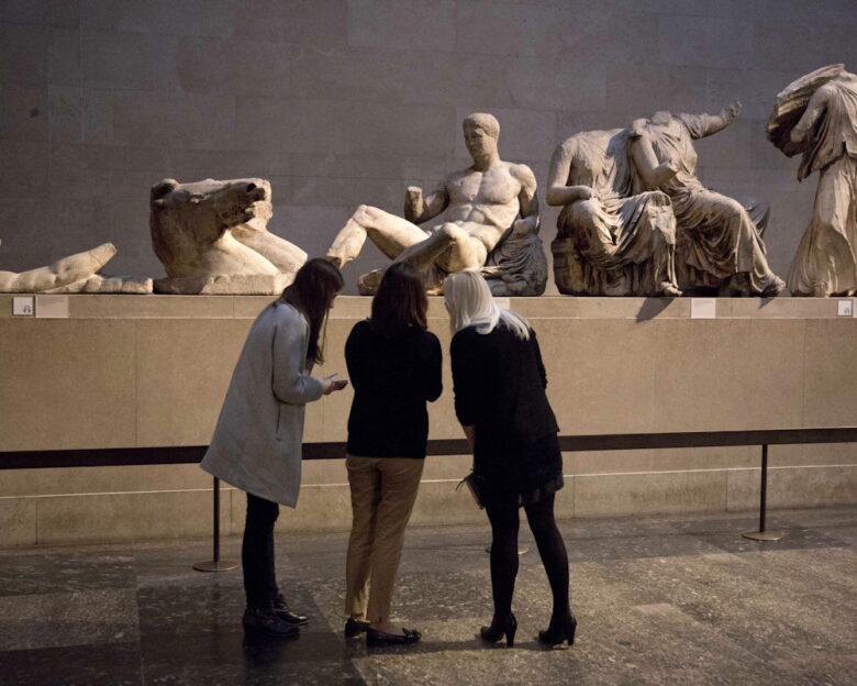 Μενδώνη για τα Γλυπτά του Παρθενώνα: «Καλώ όλα τα κράτη – μέλη της UNESCO να στηρίξουν το αίτημα της Ελλάδας για την επιστροφή τους»