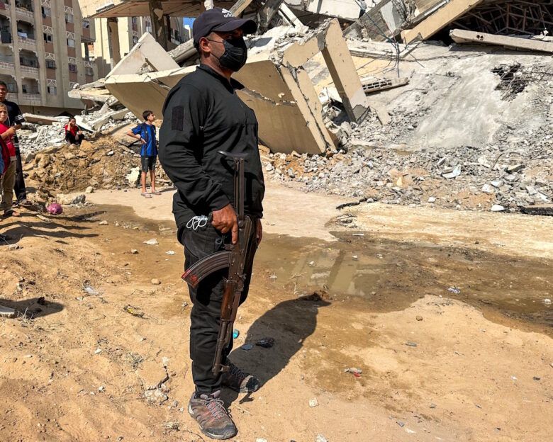 Την εκεχειρία στη Γάζα θέλει να σώσει η Αίγυπτος: Προτείνει ασφαλή διέλευση μαχητών της Χαμάς από την Ράφα με αντάλλαγμα τον αφοπλισμό τους