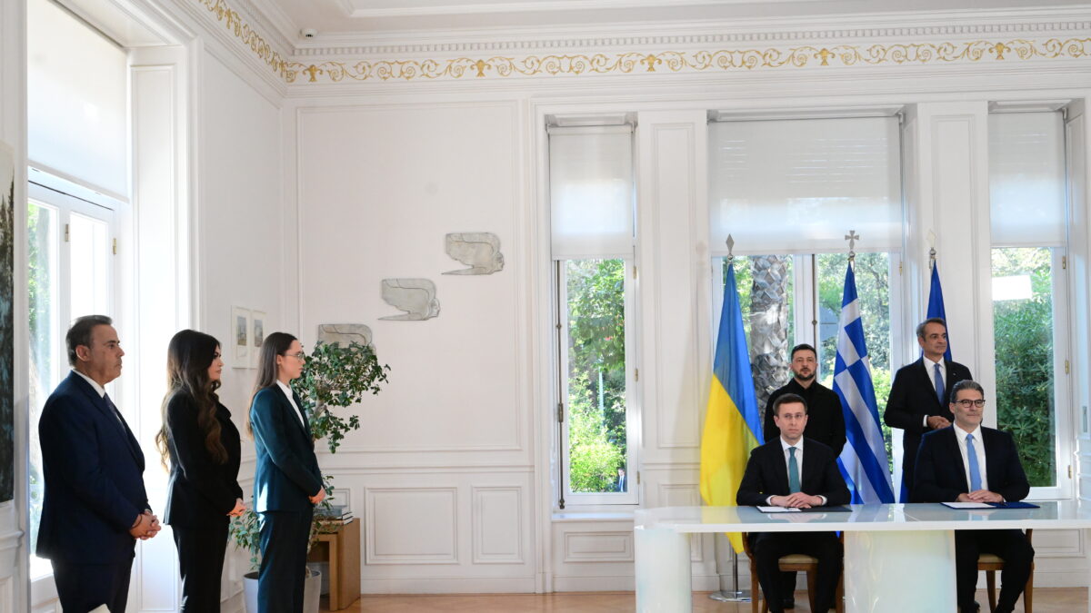 Συνάντηση του Πρωθυπουργού Κυριάκου Μητσοτάκη με τον Πρόεδρο της Ουκρανίας Volodymyr Zelenskyy, στο Μέγαρο Μαξίμου