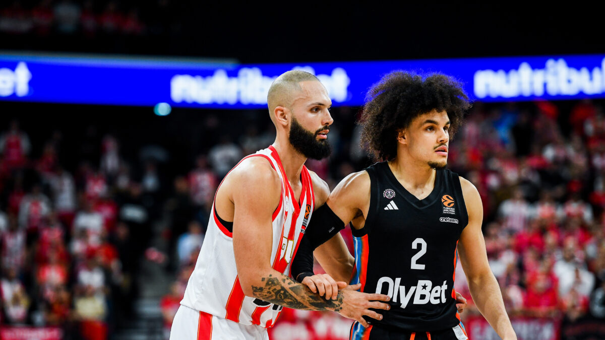 Ο Χίφι με τον Φουρνιέ σε Ολυμπιακός - Παρί