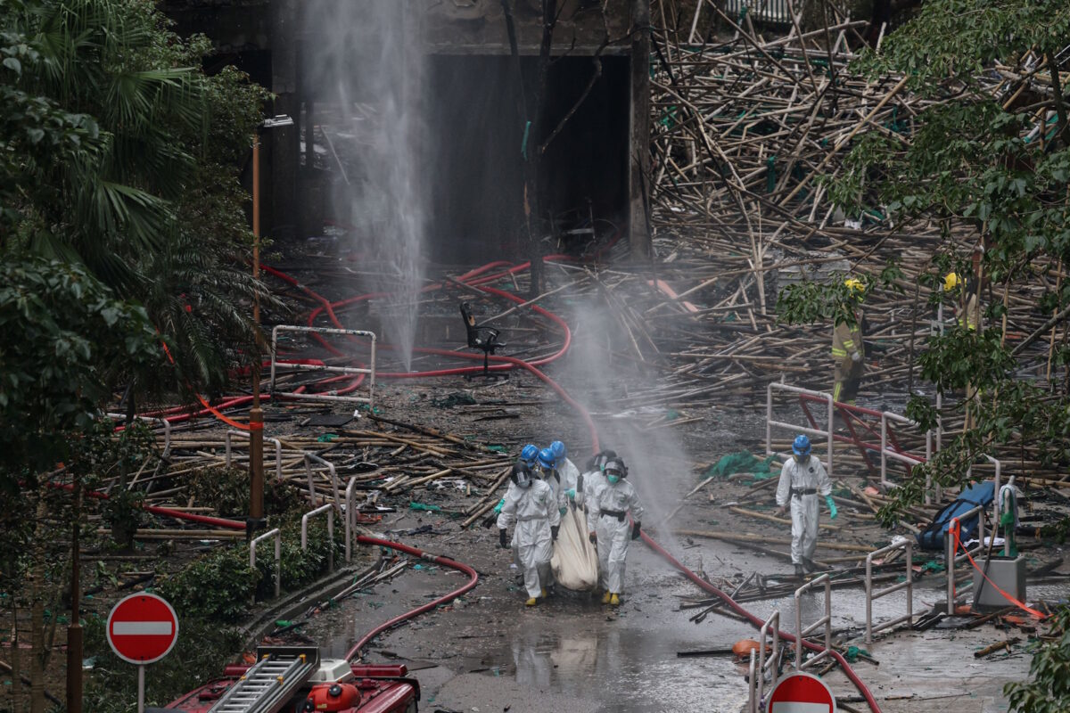 Φωτιά σε ουρανοξύστες του Χονγκ Κονγκ