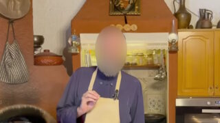 Ο ιερέας διατηρεί κανάλι στο YouTube