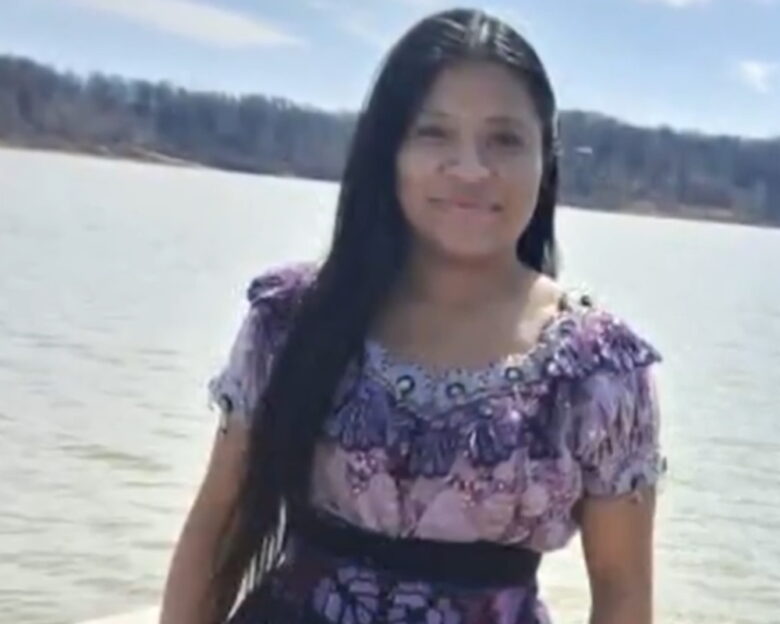 Τραγωδία στην Ιντιάνα: Καθαρίστρια έπεσε νεκρή από σφαίρα στο κεφάλι όταν πήγε να μπει σε λάθος σπίτι