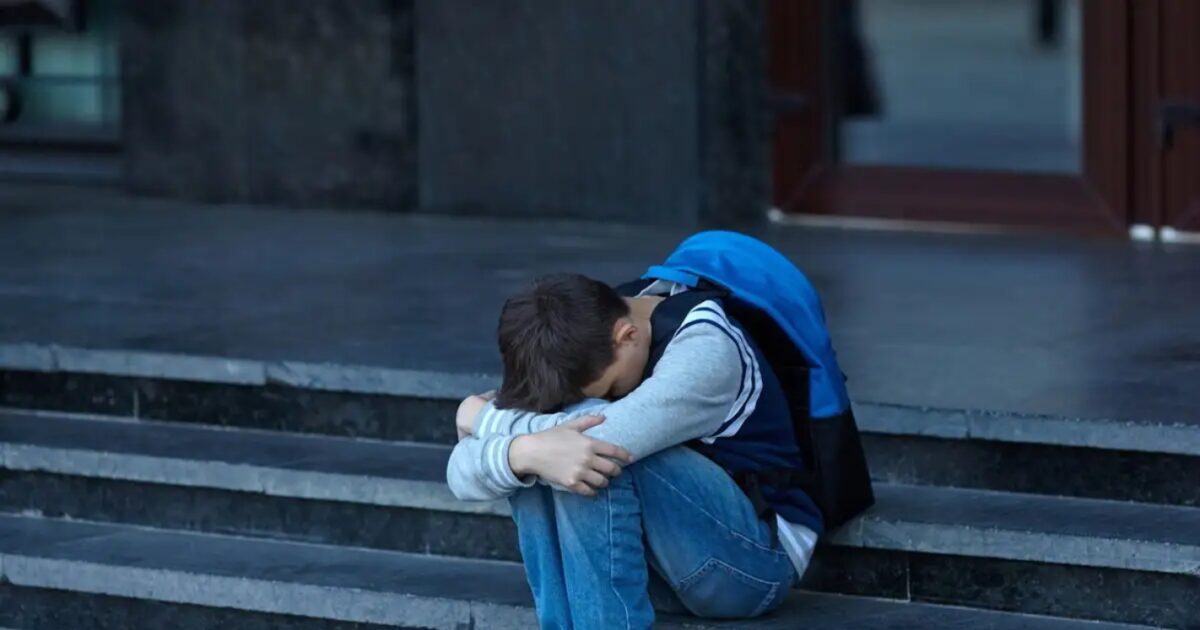 Galatsi: Savage beating of a 16-year-old student in the courtyard of his school by three extracurriculars