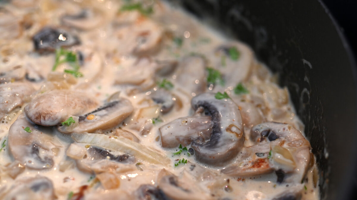 Λευκή σάλτσα μανιταριών