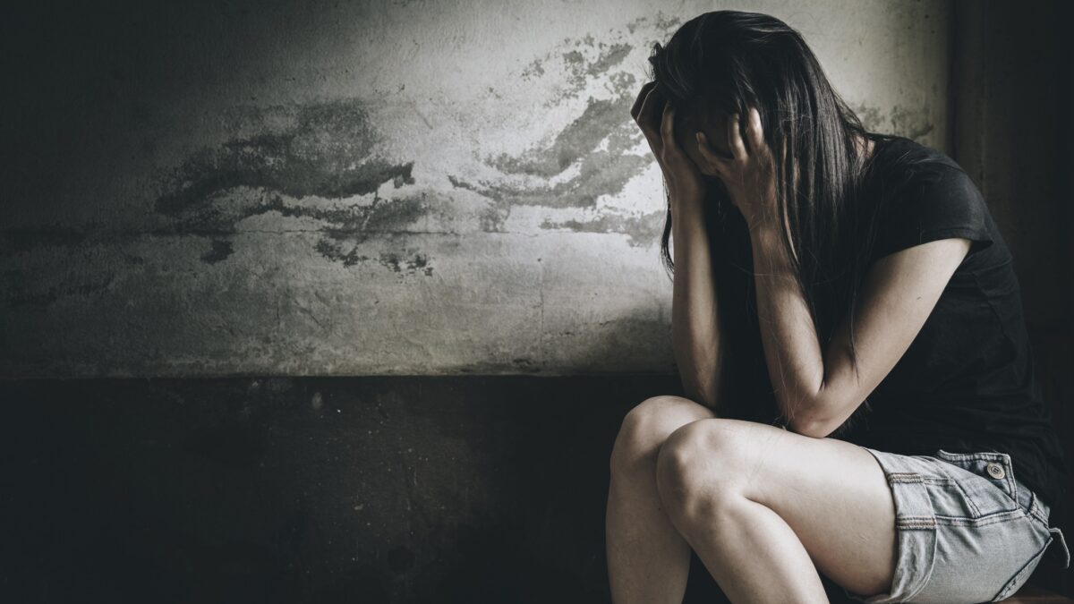 Πύργος: Χειροπέδες σε 2 ανήλικους – Κατηγορούνται πως προσπάθησαν να βιάσουν 16χρονη