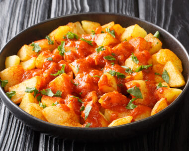 Patatas bravas