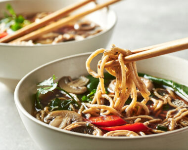 Σούπα μανιταριών με noodles