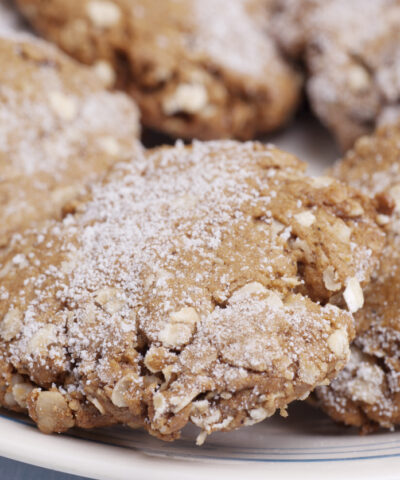 Μπισκότα με βρώμη και μελάσα