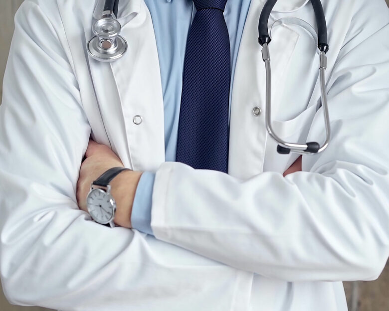 Σε απεργία σήμερα οι εργαστηριακοί γιατροί: Λουκέτο για 24 ώρες σε διαγνωστικά κέντρα και μικροβιολογικά εργαστήρια