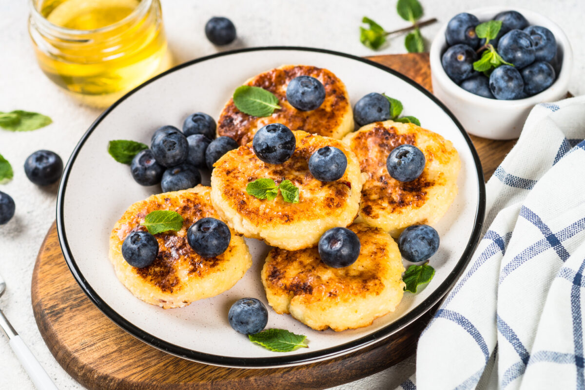 Τηγανίτες με μύρτιλα