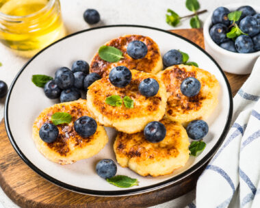 Τηγανίτες με μύρτιλα