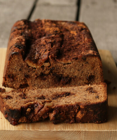 Homemade banana bread with raisins and walnuts