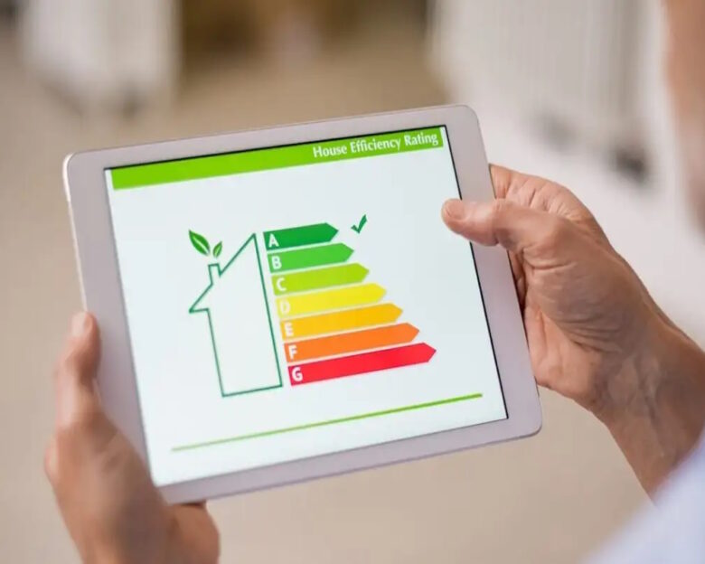 Εξοικονομώ 2025: Πάνω από1,1 δισ. ευρώ σε 135.000 νοικοκυριά