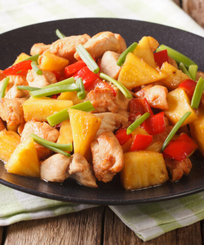 Stir - fry με κοτόπουλο και ανανά