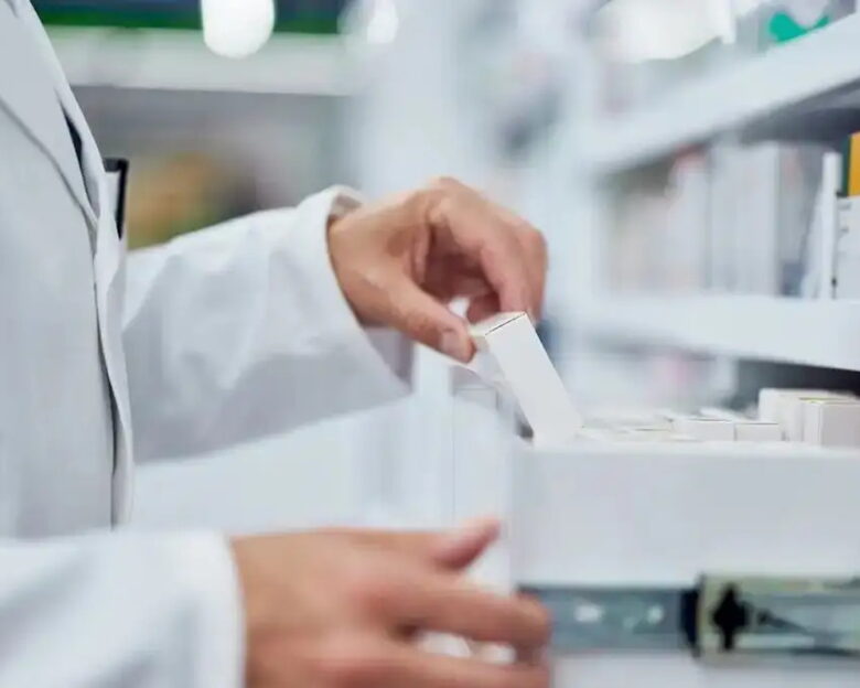 Αλλαγές στον ΑΜΚΑ: Τι ισχύει με τη νέα εγκύκλιο, για τη δωρεάν περίθαλψη στους ανασφάλιστους