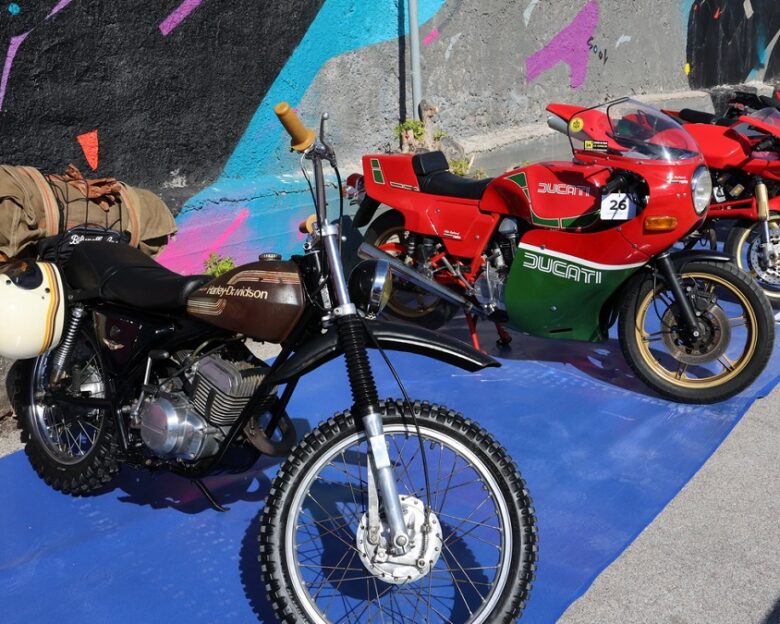 Συλλεκτικές μοτοσυκλέτες στη Θεσσαλονίκη