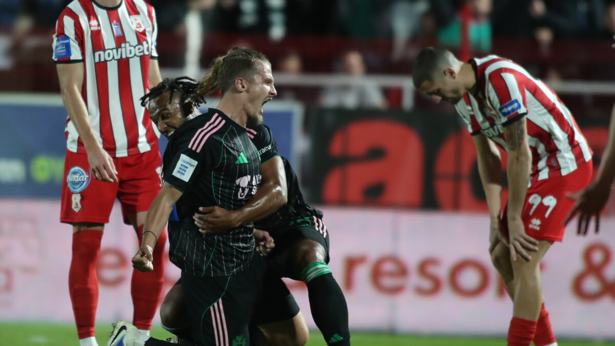 Ο Γεντβάι πανηγυρίζει το φοβερό του γκολ στις Σέρρες (ΒΑΣΙΛΗΣ ΒΕΡΒΕΡΙΔΗΣ