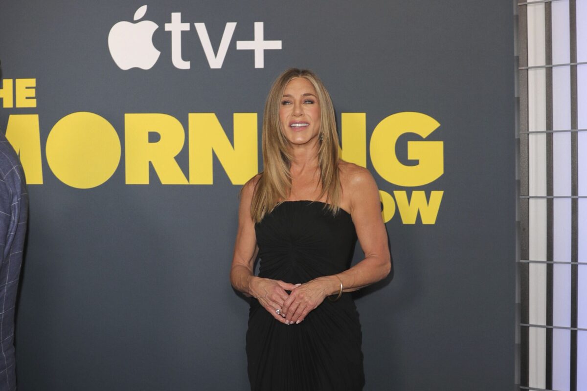 Τζένιφερ Άνιστον