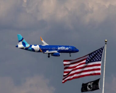 Μείωση πτήσεων φέρνει το shutdown στις ΗΠΑ