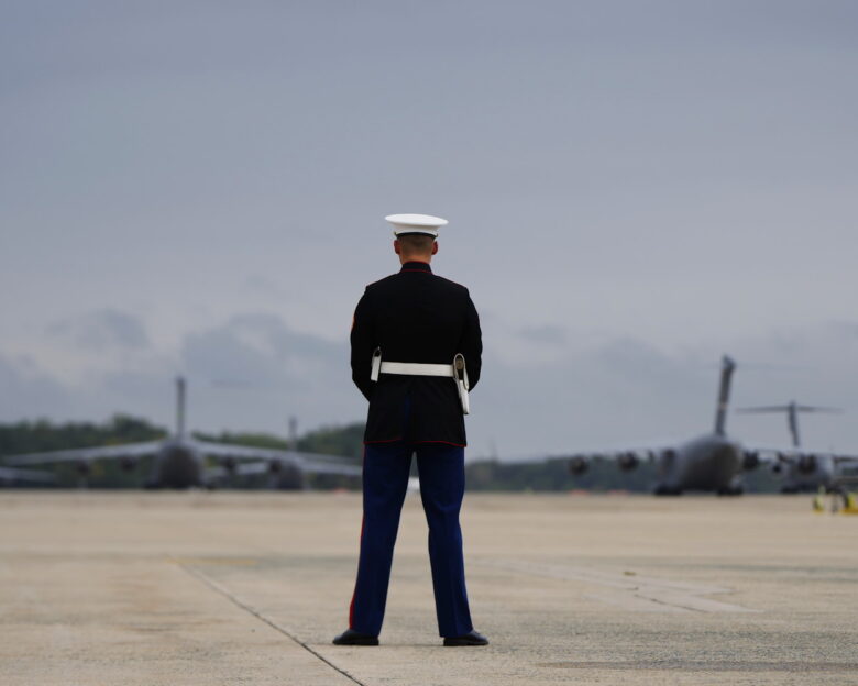 ΗΠΑ: Ύποπτο δέμα με λευκή σκόνη στη στρατιωτική βάση Joint Base Andrews – Αρκετοί υπάλληλοι στο νοσοκομείο