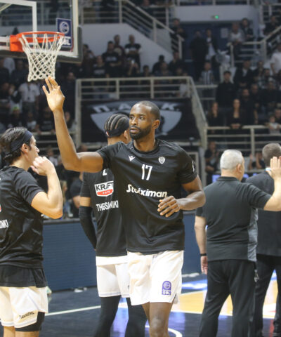 Ο Τζόουνς του ΠΑΟΚ στην Πυλαία (ΠΑΥΛΟΣ ΜΑΚΡΙΔΗΣ