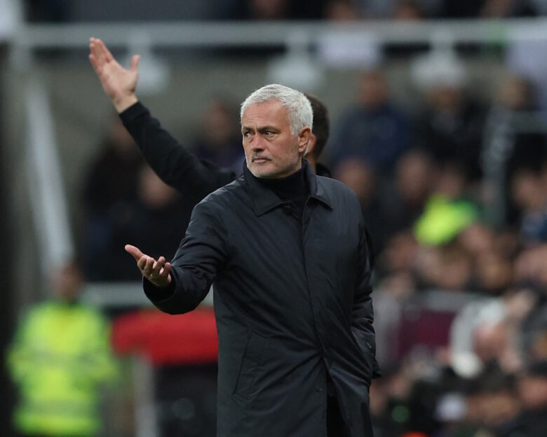 Ο Ζοσέ Μουρίνιο φέσωσε τη Φενέρμπαχτσε με λογαριασμό – μαμούθ σε πολυτελές ξενοδοχείο στην Κωνσταντινούπολη