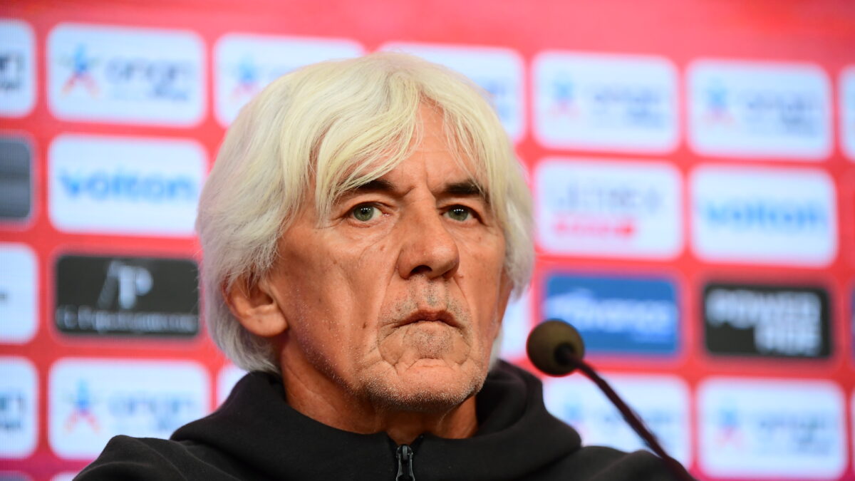 Ο Ιβάν Γιοβάνοβιτς στη συνέντευξη Τύπου (KLODIAN LATO