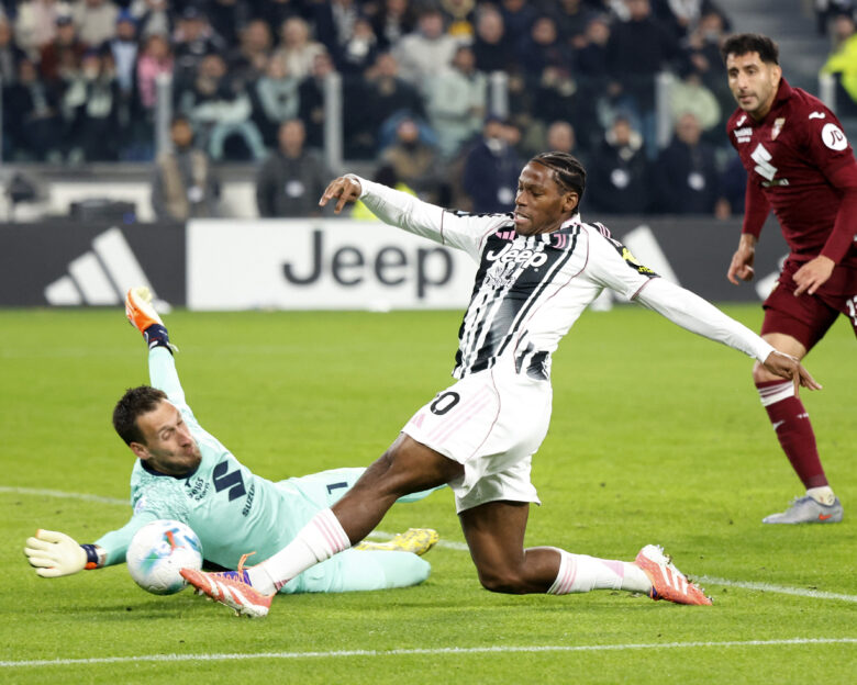 Γιουβέντους – Τορίνο 0-0: «Λευκή» ισοπαλία στο ντέρμπι και εκτός 4άδας στη Serie A η «γηραιά κυρία»