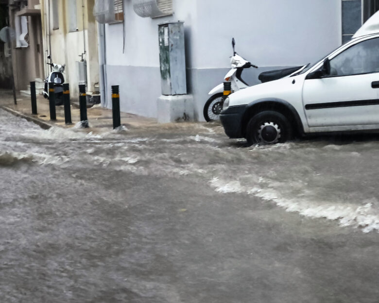 Καιρός: Ισχυρές βροχοπτώσεις και με διάρκεια από σήμερα – Καμπανάκι για τις πληγείσες περιοχές