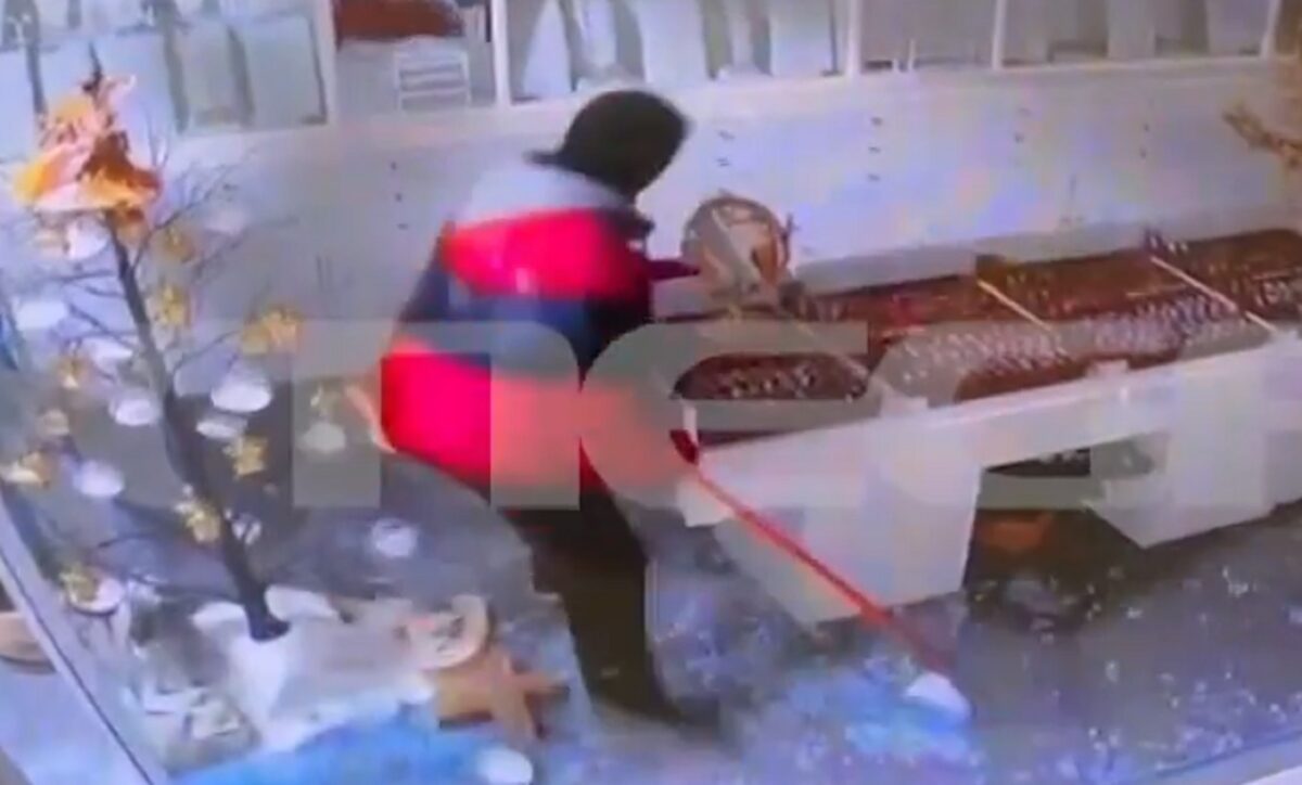 Διάρρηξη σε κοσμηματοπωλείο