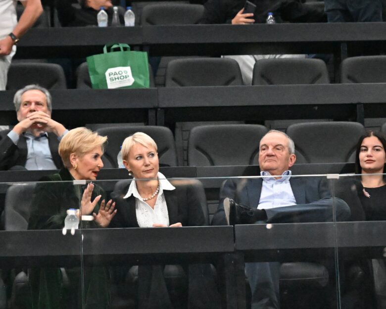 Κώστας Καραμανλής και Νατάσα Παζαΐτη είδαν από κοντά στο Παναθηναϊκός – Dubai BC στη Euroleague